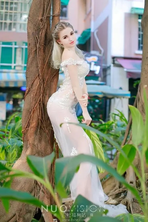 色多多深夜福利免费观看